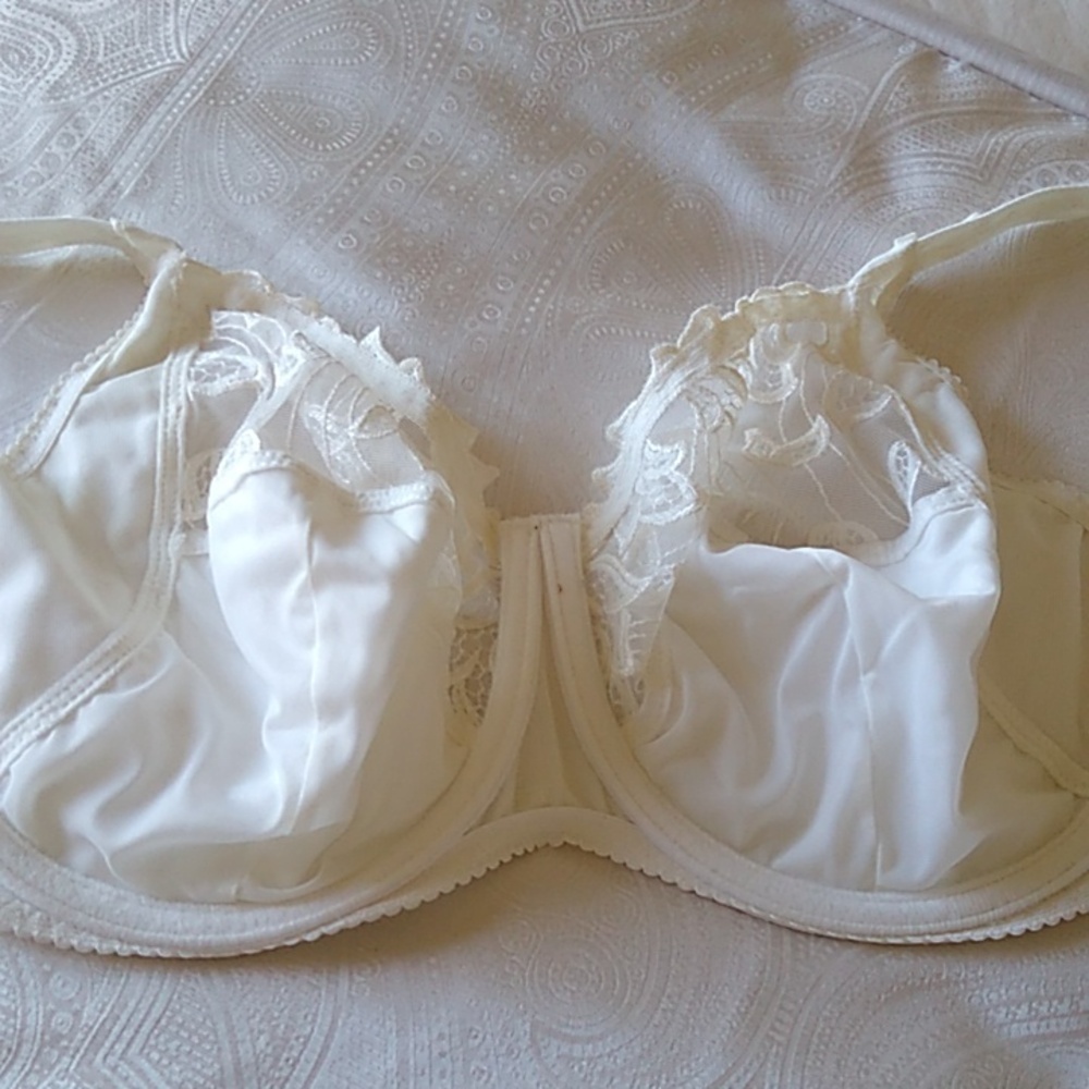 Beautiful Ivory Deauville Bra 34G - Picture 2 of 4